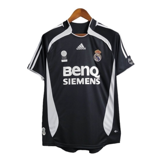 Camisa Real Madrid 2006/2007 - Retrô Adidas - Preta com detalhes em branco
