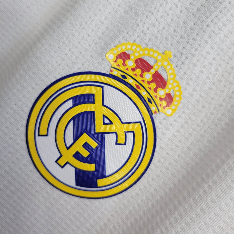 Camisa Real Madrid I 2015/2016 - Retrô Adidas - Branca com detalhes em cinza