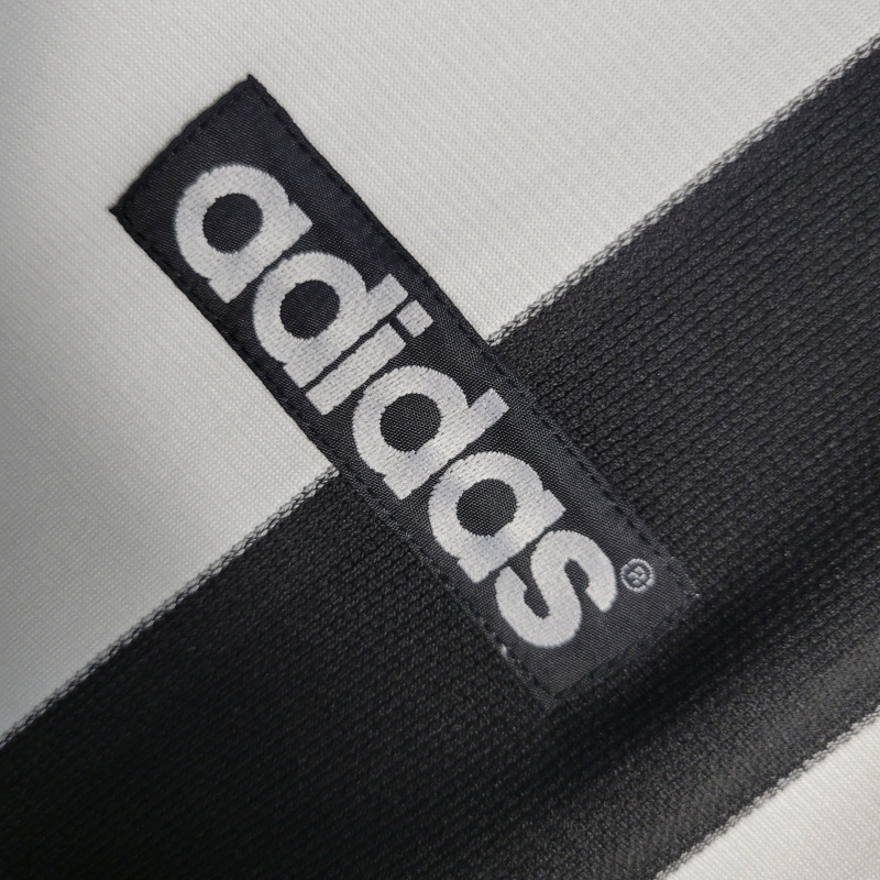 Camisa Newcastle 1997/1999 - Retrô Adidas - Branca com listras pretas