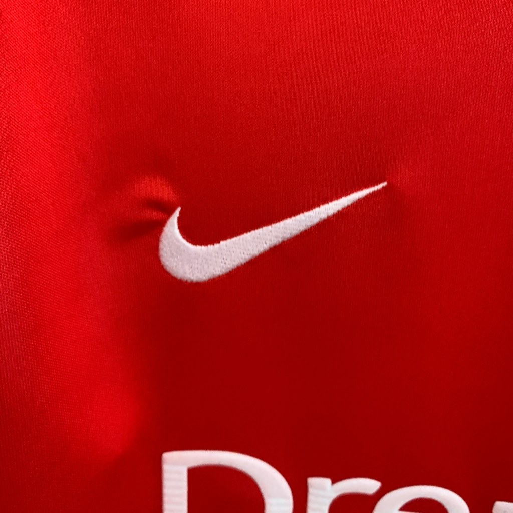Camisa Arsenal 2001/2002 - Retrô Nike - Vermelha