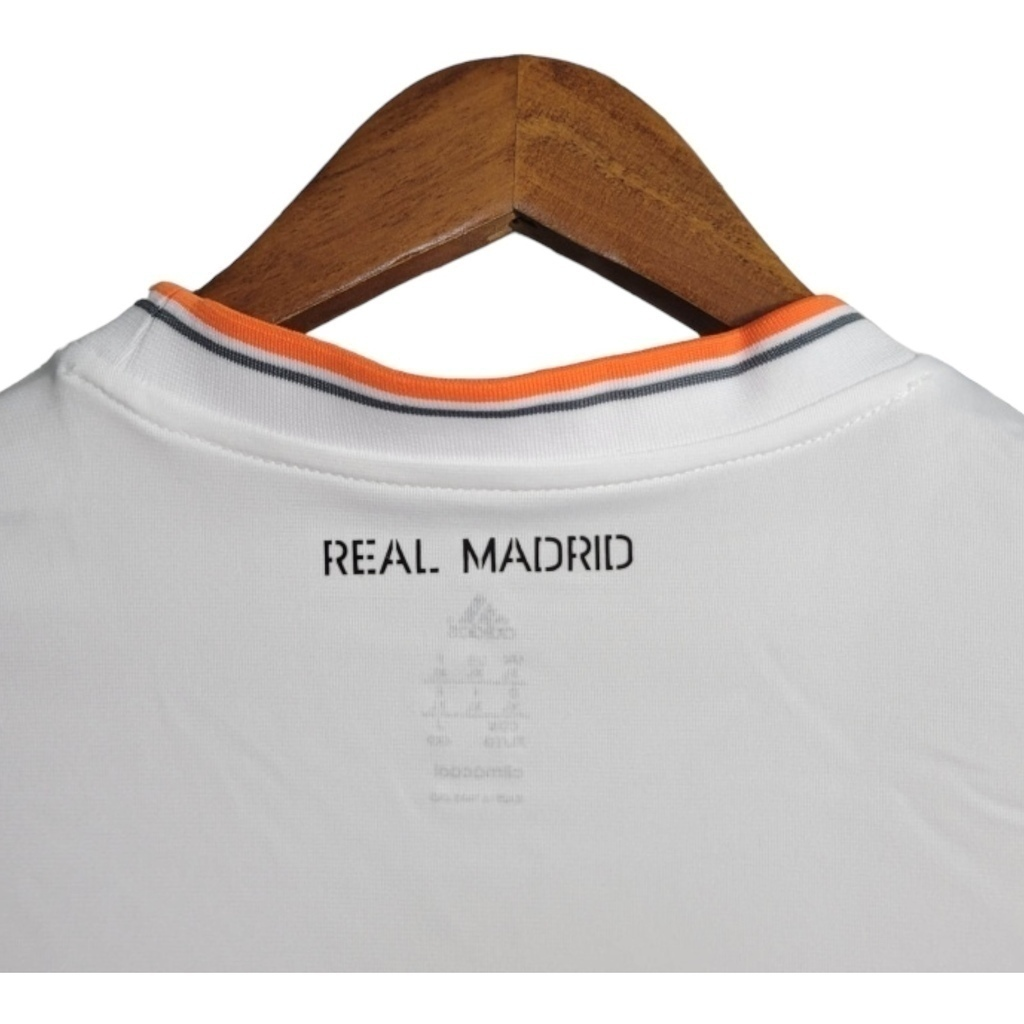 Camisa Real Madrid I 2013/2014 Manga Longa - Retrô Adidas - Branca com detalhes em cinza e laranja