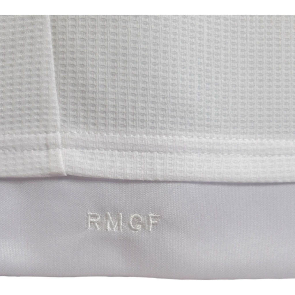 Camisa Real Madrid I 2015/2016 - Retrô Adidas - Branca com detalhes em cinza