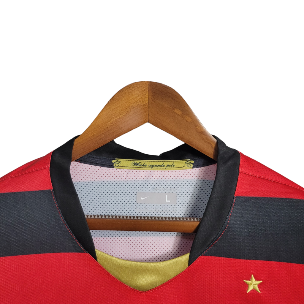 Camisa Flamengo I 2008/2009 Manga Longa - Retrô Nike - Vermelha e preta com detalhes em branco e dourado