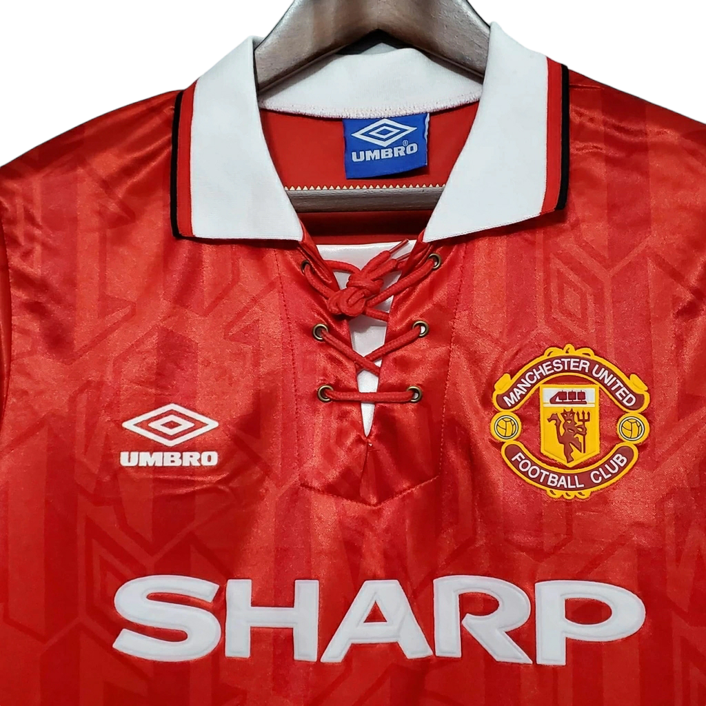 Camisa Manchester United 1992/1994 - Retrô Umbro - Vermelha com detalhes em branco