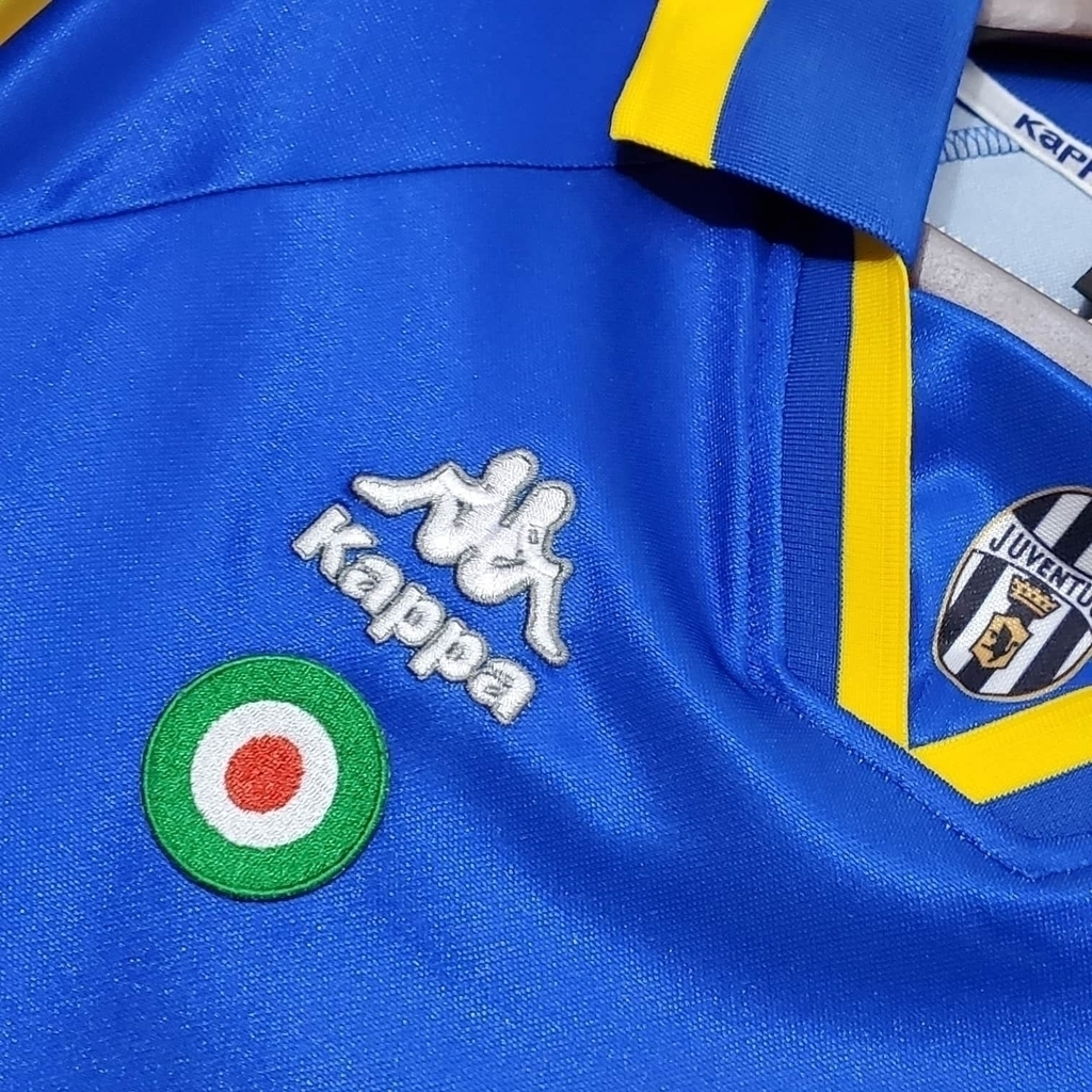 Camisa Juventus II 1995/1997 - Retrô Kappa - Azul com detalhes em amarelo