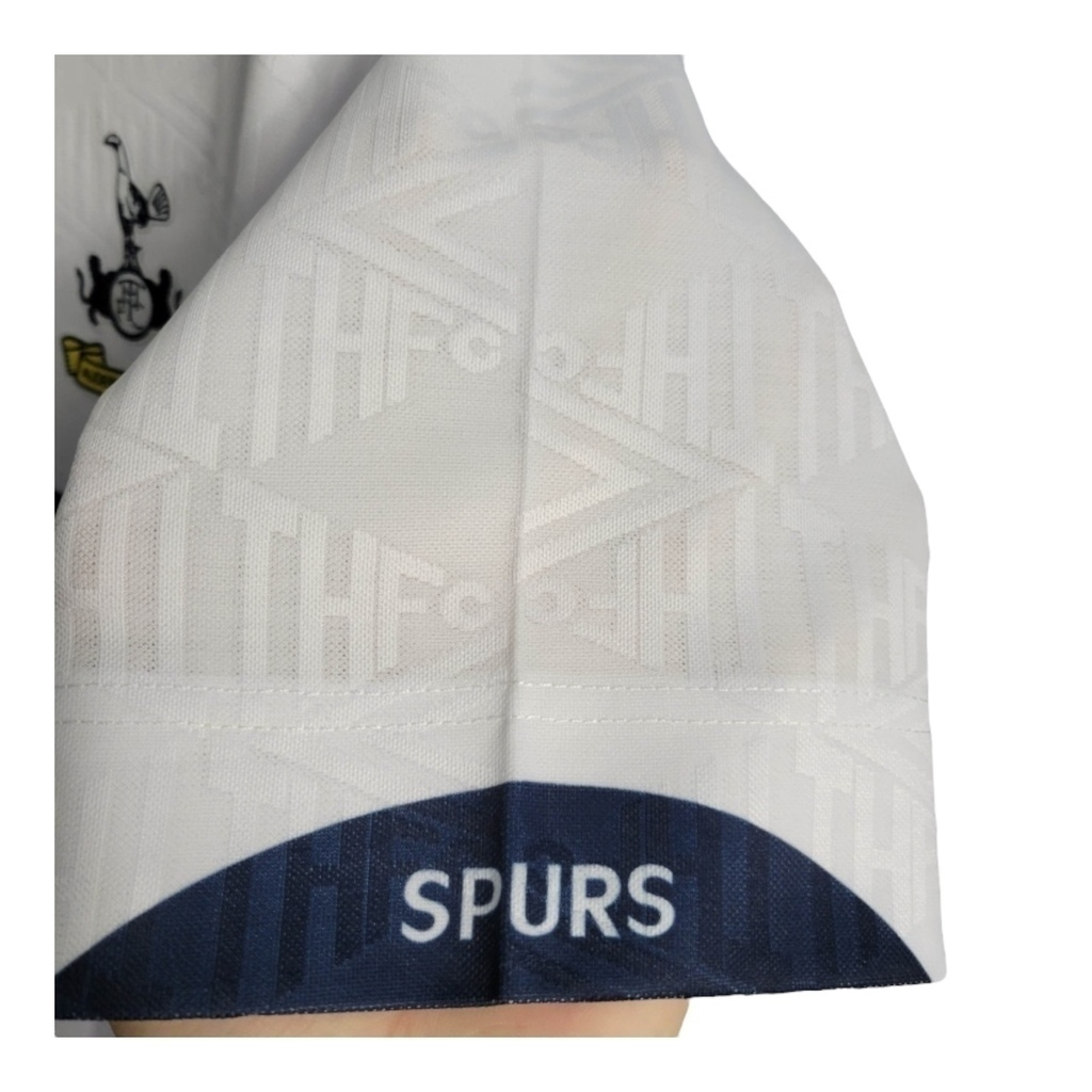 Camisa Tottenham I 1991/1993 - Retrô Umbro - Branca com detalhes em azul