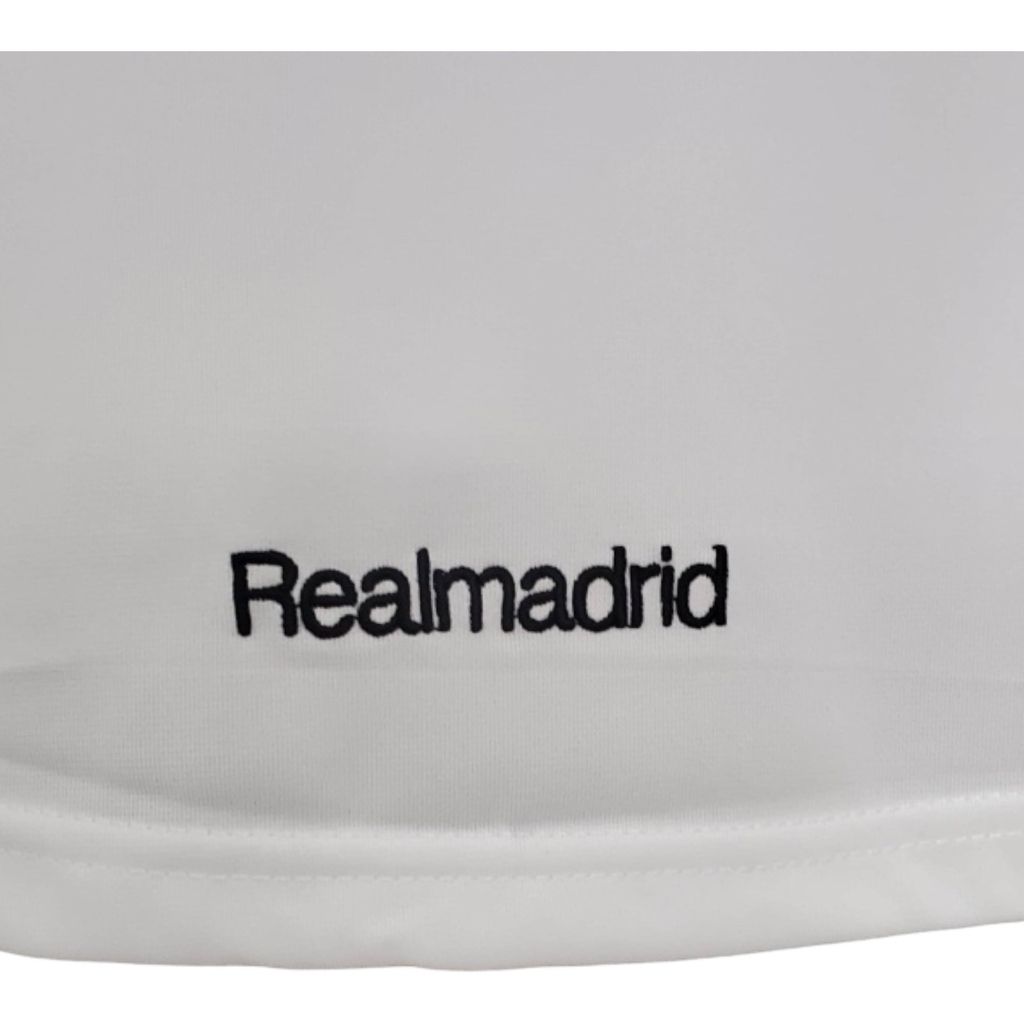 Camisa Real Madrid I 2005/2006 - Retrô Adidas - Branca com detalhes em preto