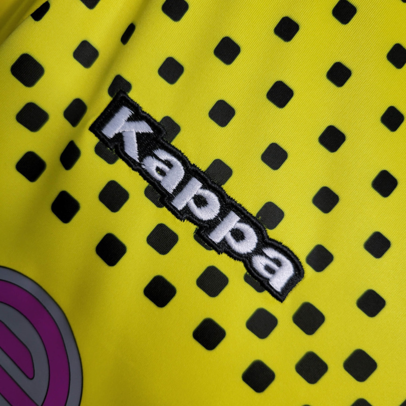 Camisa Borussia Dortmund I 2011/2012 - Retrô Kappa - Amarela com detalhes em preto