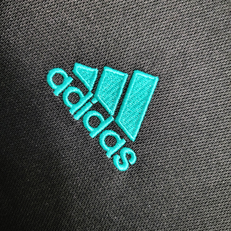 Camisa Real Madrid I 2017/2018 Manga Longa - Retrô Adidas - Preta com detalhes em verde