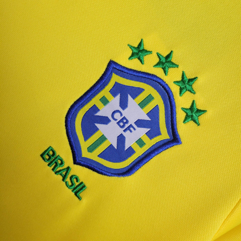 Conjunto Infantil Seleção Brasileira I 1998 - Retrô Nike - Amarelo com detalhes em verde