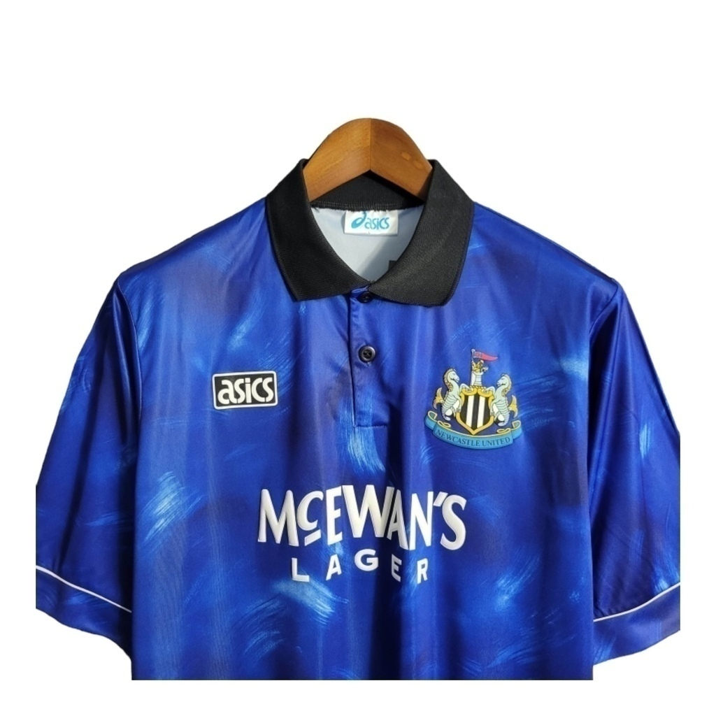 Camisa Newcastle 1993/1995 - Retrô Asics - Azul com detalhes em branco e preto
