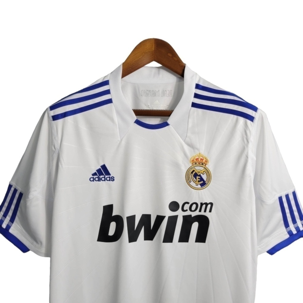 Camisa Real Madrid I 2010/2011 - Retrô Adidas - Branca com detalhes em azul