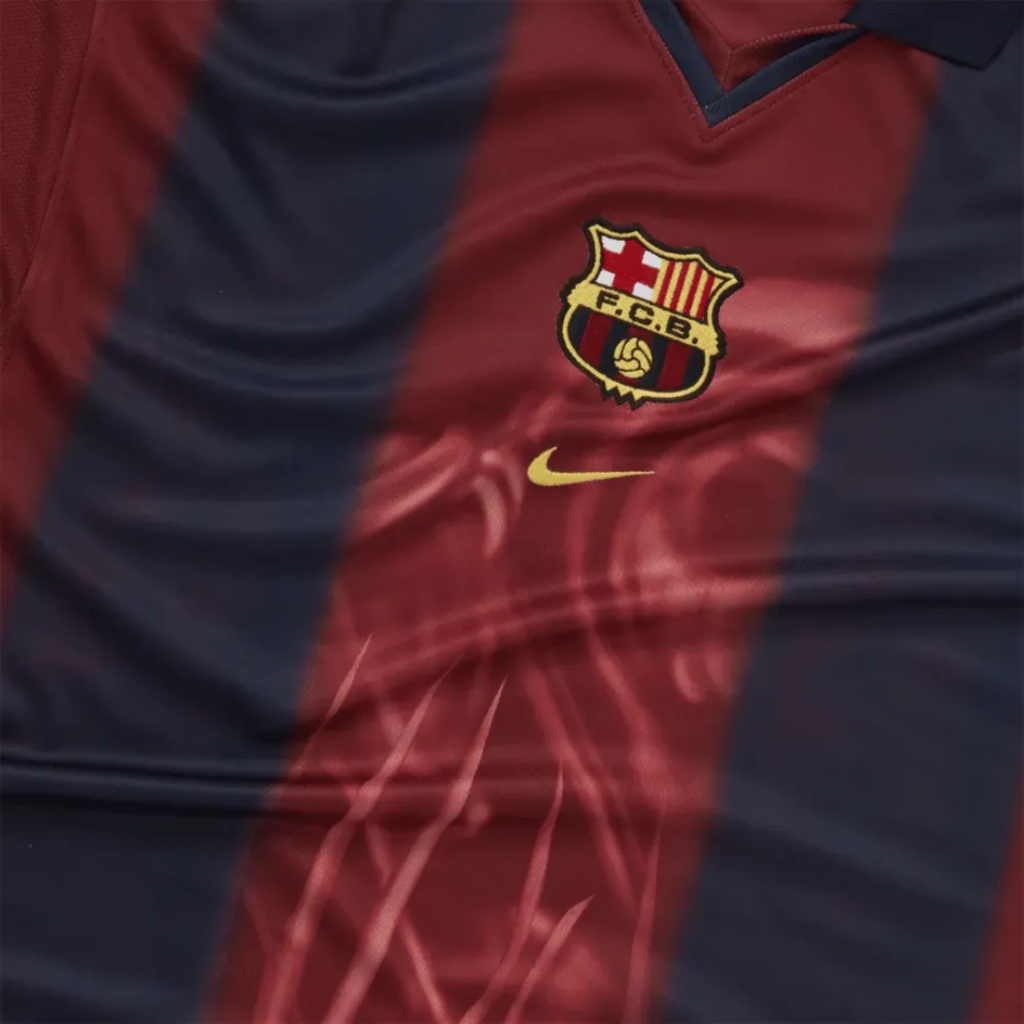 Camisa Barcelona I Edição Especial Travis Scott 2000/2001 - Retrô Nike - Azul e Grená