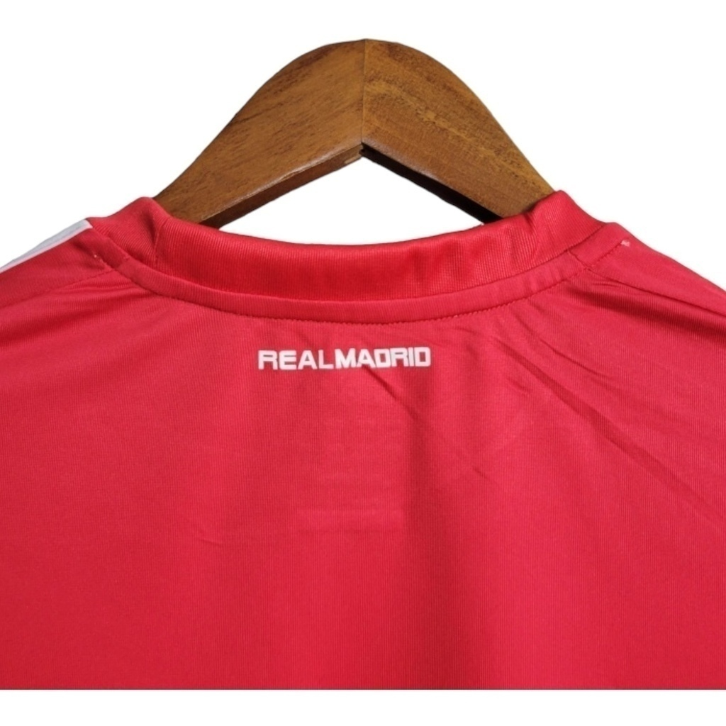 Camisa Real Madrid II 2011/2012 - Retrô Adidas - Vermelha com detalhes em branco