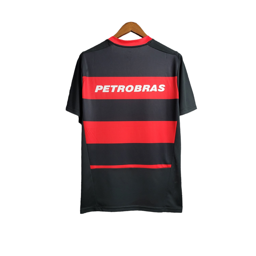 Camisa Flamengo I 2000 - Retrô Nike - Vermelha com detalhes em preto e patrocinios em branco