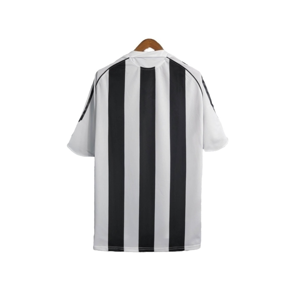 Camisa Newcastle 2004/2006 - Retrô Adidas - Branca com listras pretas