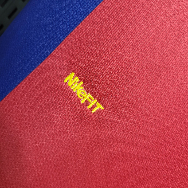 Camisa Barcelona I 2007/2008 - Retrô Nike - Vermelha e azul
