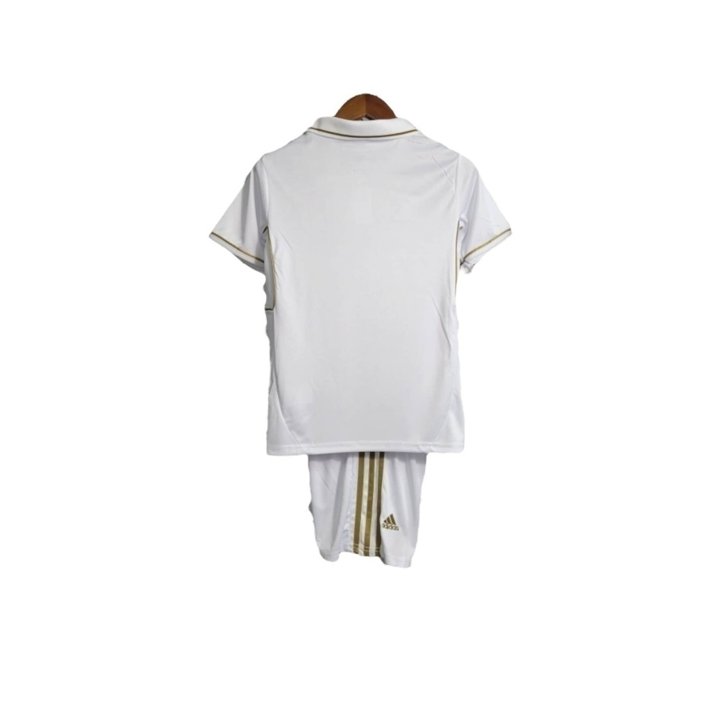 Conjunto Infantil Real Madrid I 2011/2012 - Retrô Adidas - Branco com detalhes em dourado