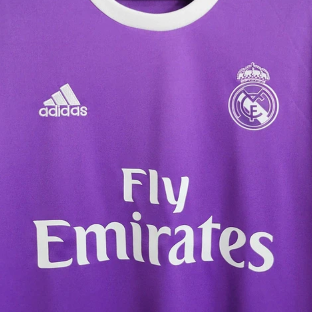 Camisa Real Madrid II 2016/2017 - Retrô Adidas - Roxa com detalhes em branco