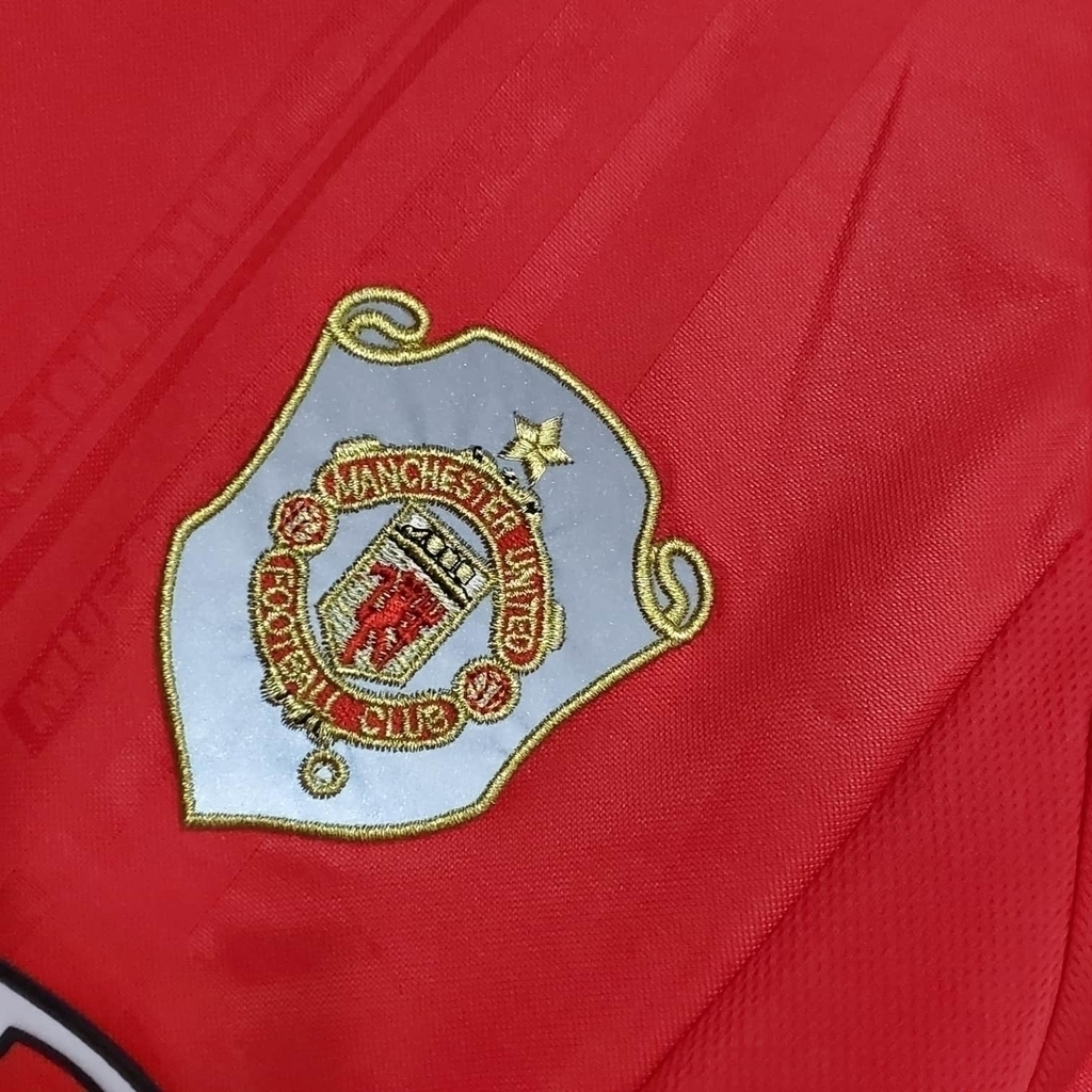 Camisa Manchester United 1999/2000 - Retrô Umbro - Vermelha