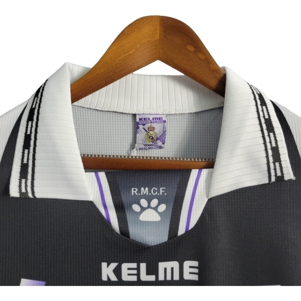 Camisa Real Madrid II 1997/1998 - Retrô Kelme - Branca com detalhes em preto e roxo